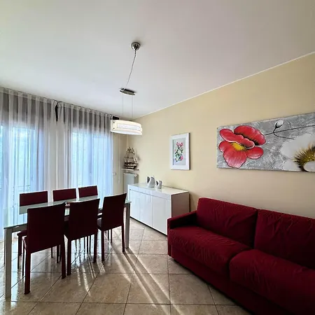 Casa Lungolago شقة غارْدا