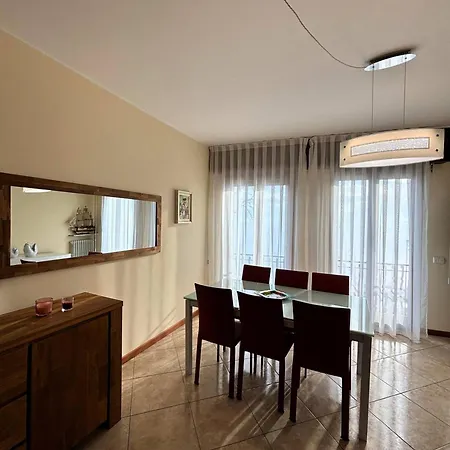 아파트 Casa Lungolago